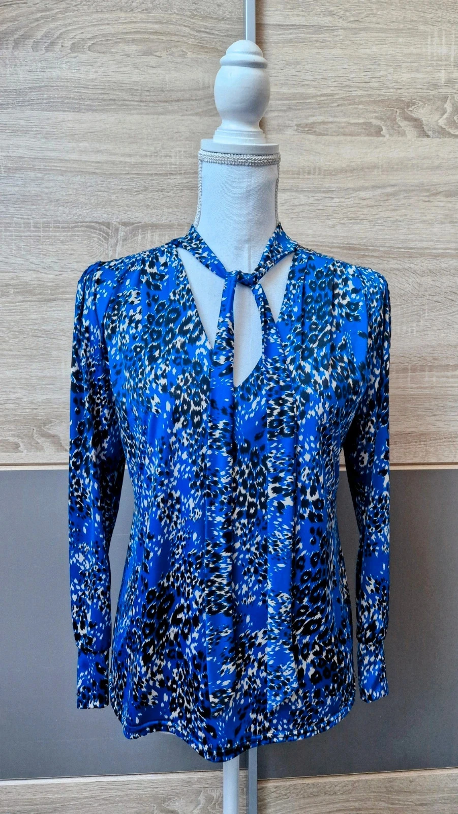 Blouse.